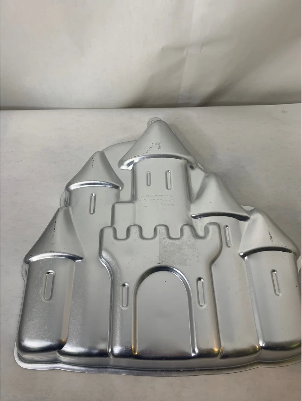 Wilton Castle Shaped Cake Pan Aluminum Baking Mold